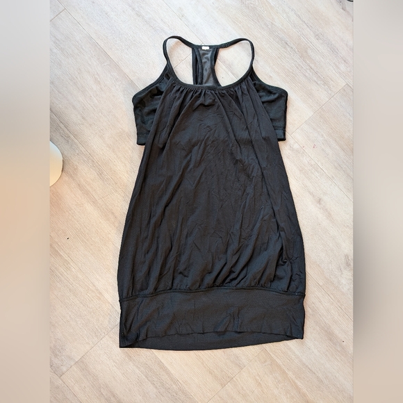Lululemon No Limit cameo tank top with built in bra - Picture 3 of 5